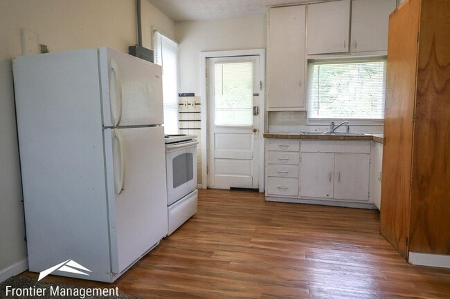 Photo - Charming Home  in a Quiet Community!