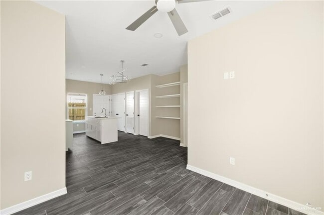 Photo - 5701 Notre Dame Ave Unidad 4