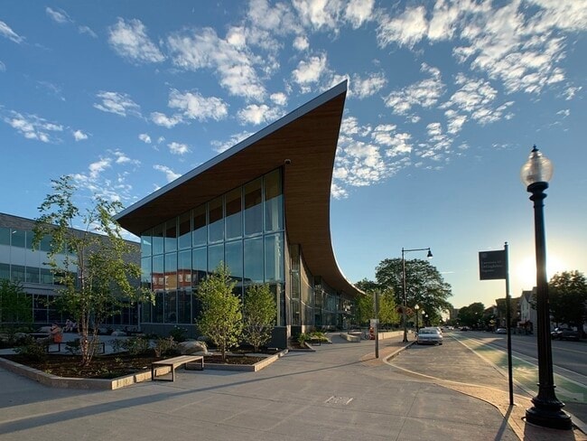 Photo - 148 Berkshire St Unit 4