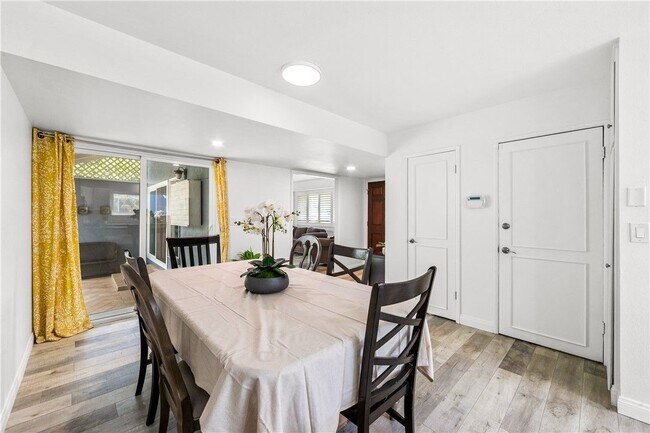 Photo - 11631 New Zealand St