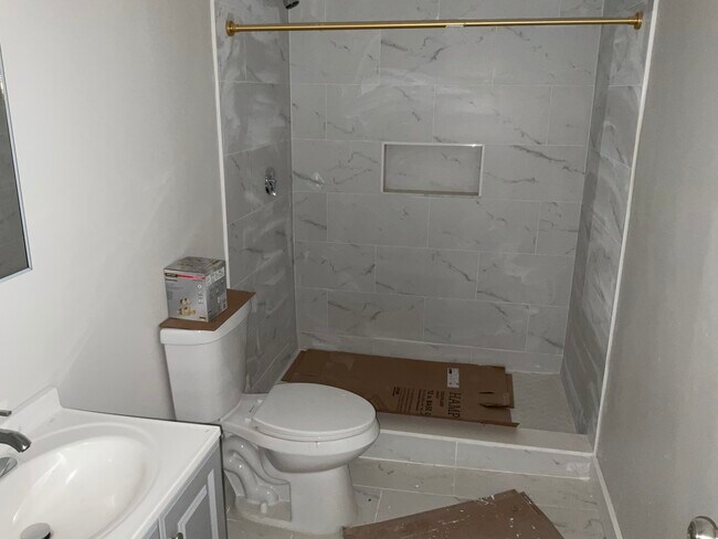 Photo - 158 Calumet St Unit 2