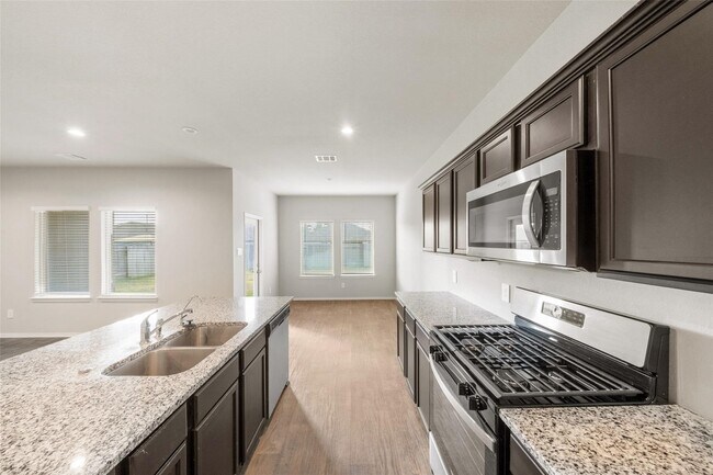 Photo - 40475 Gdn Hts Ln