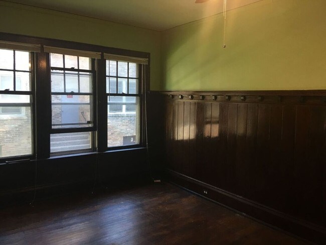 Photo - 1862 N Cambridge Ave 6 Unit