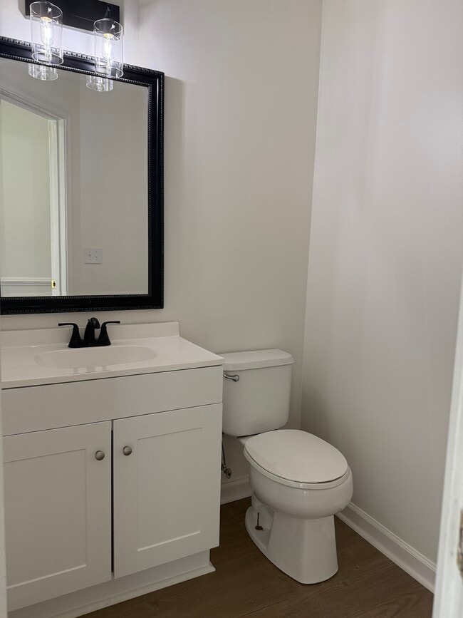 Photo - 4101 Woodbury Terrace NW