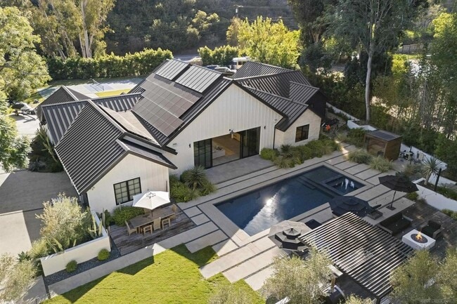 4874 Sun Valley Rd