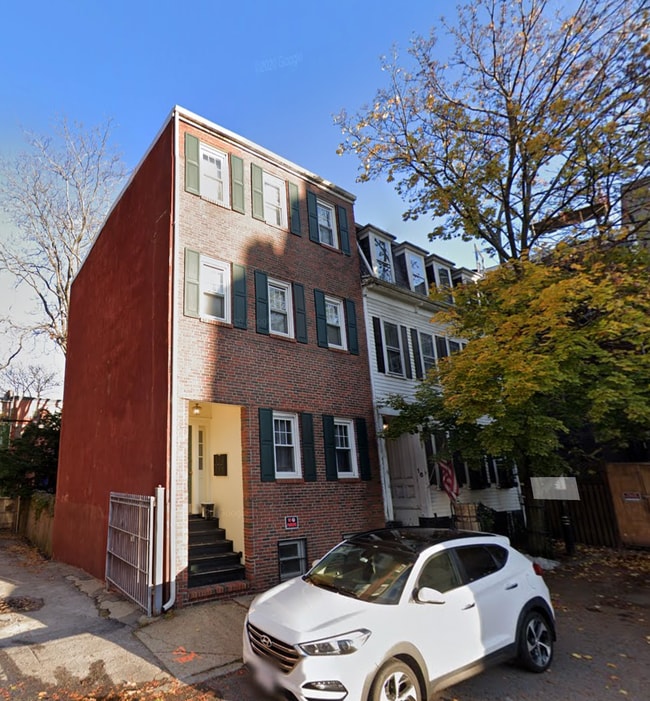 Building Photo - 14 Edgerly Pl Rental
