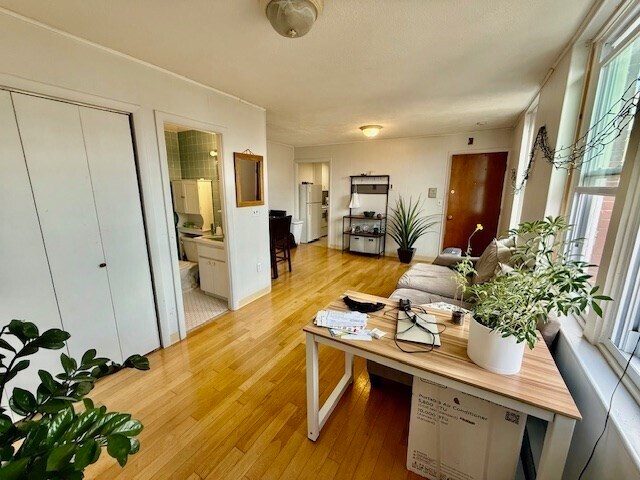 Photo - 1 Noyes Pl Unit 8