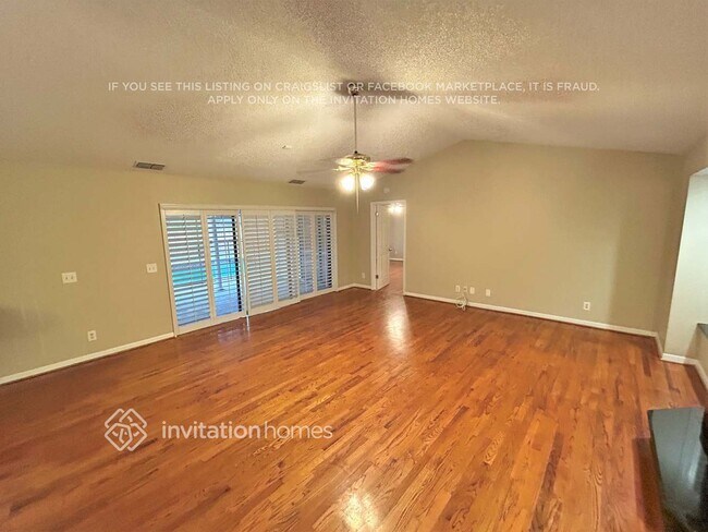 Photo - 940 Timbergreen Dr