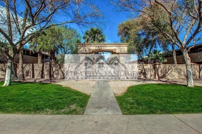 Photo - 810 E Colter St Unit 11