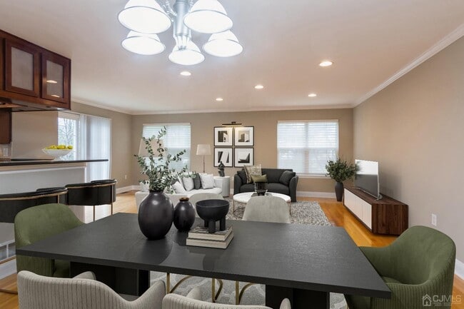 Photo - 34 Chimney Ct