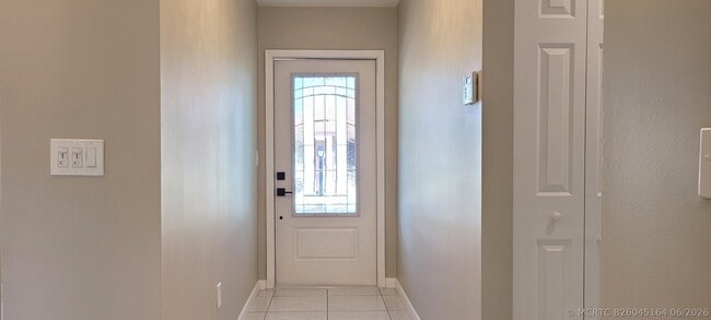 Photo - 6209 Olivewood Cir