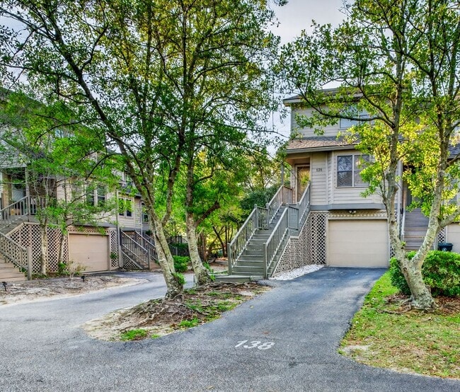 Photo - Comfortable Living Minutes from Downtown Charleston