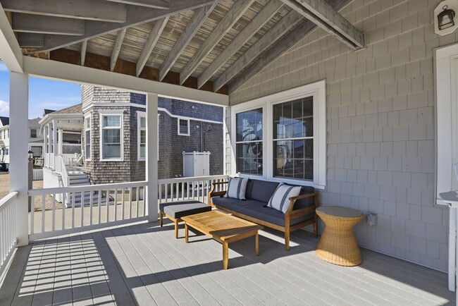 53 Lighthouse Rd