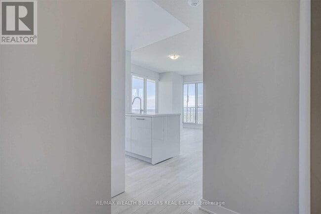 Photo - 2221 Yonge St Unit 5003