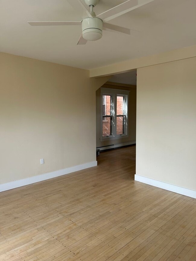 Photo - 1041-1045 W Galena Unidad 1043