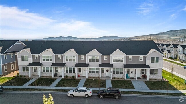 Building Photo - 949 N 900 W Rental