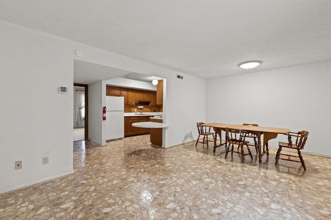 Photo - 5613 Banbury Ct
