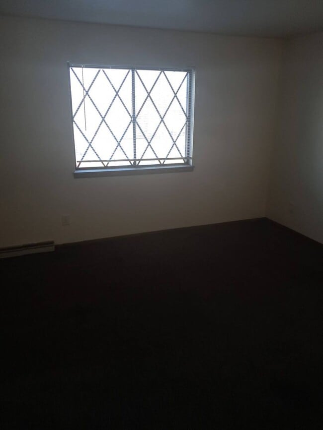 Building Photo - 6011WPortR Unit #203H