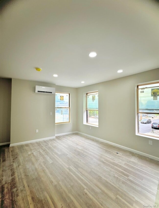 Photo - 199 Chambers St Unidad 4