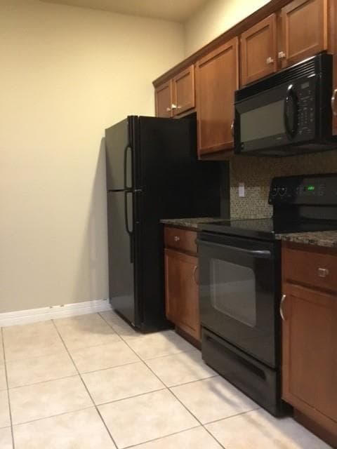 Photo - 905 S Lafayette St