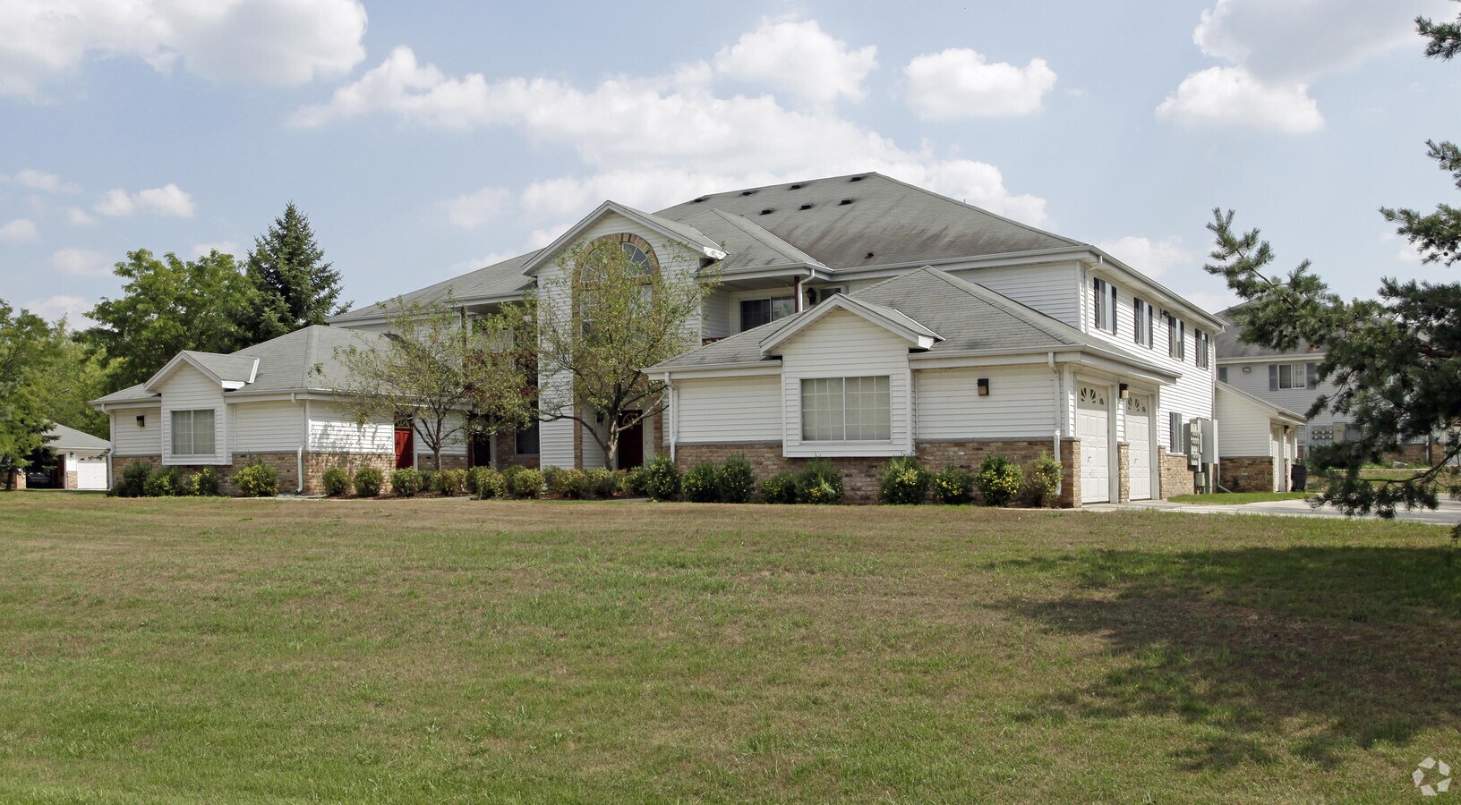 Photo - W192 S6347 Regency Ct Apartments