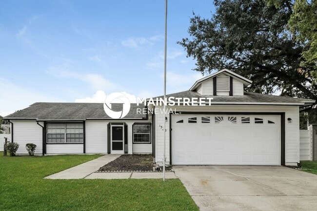 Building Photo - 3 Bedroom Pet-Friendly Home in Kissimmee, FL with Main Street Renewal