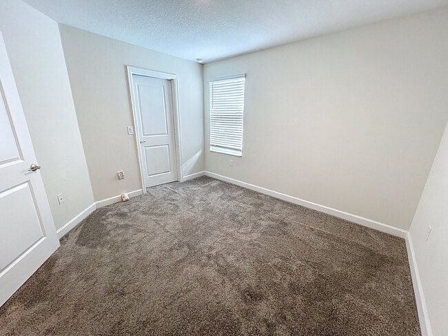 Photo - Spacious three-bedroom, two and a half bath home in Moss Park!