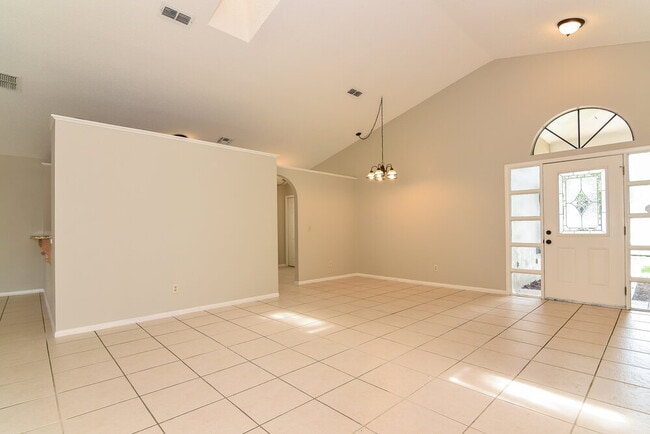 Photo - 600 Birgham Pl
