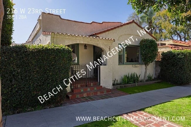 Building Photo - 216 W 23rd St