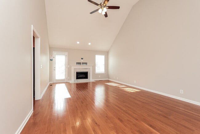 Photo - 7136 Legacy Dr