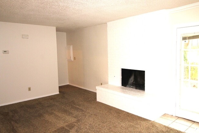 Photo - 1712-14 Jennifer Circle Unit 1712