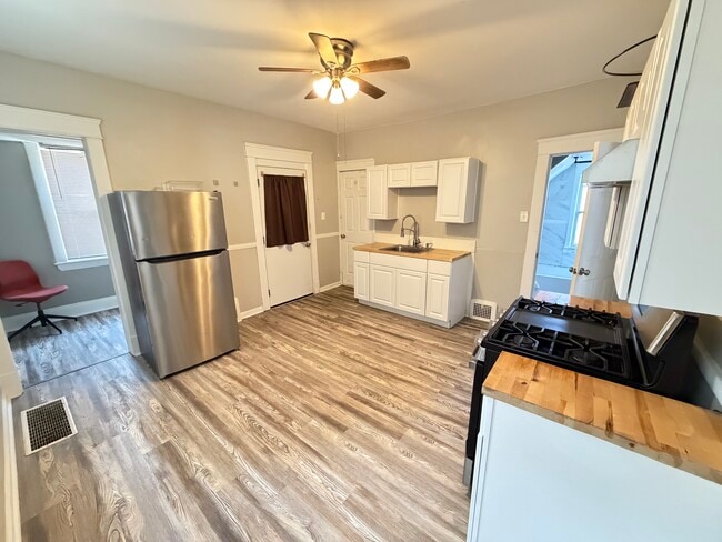 Photo - 2105 Murray Hill Rd Unit 3