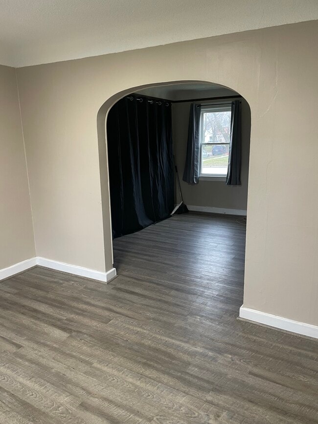 Photo - 592 E Montcalm St