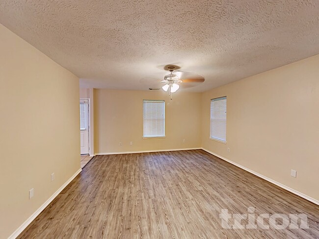 Photo - 7215 Lazy Summer Ct