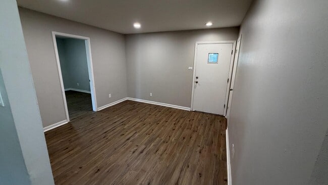 Photo - 1118 Soria St