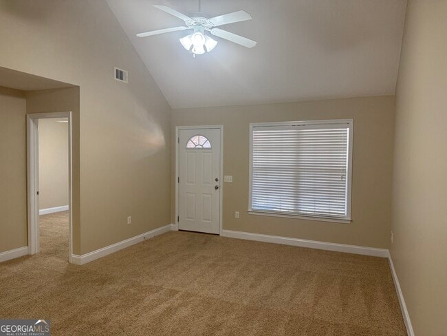 Photo - 112 Lakeview Commons Dr