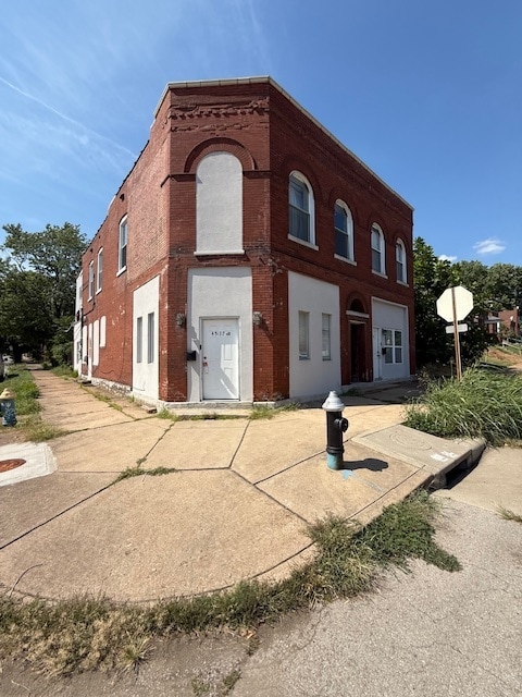 Building Photo - 4535 Louisiana Ave Unit A