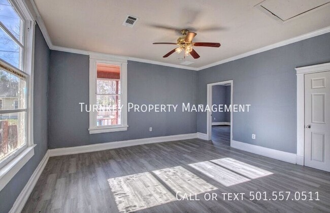 Photo - 1019 S Booker St