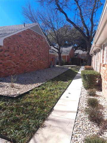 Photo - 955 Roaring Springs Rd