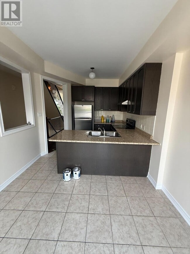 Photo - 62 Magdalene Cres
