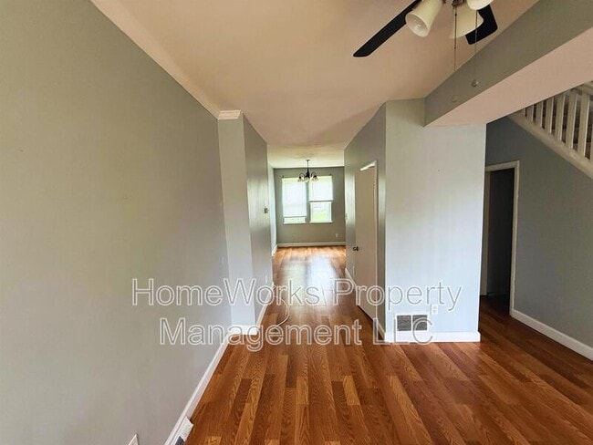 Photo - 2520 W Franklin St