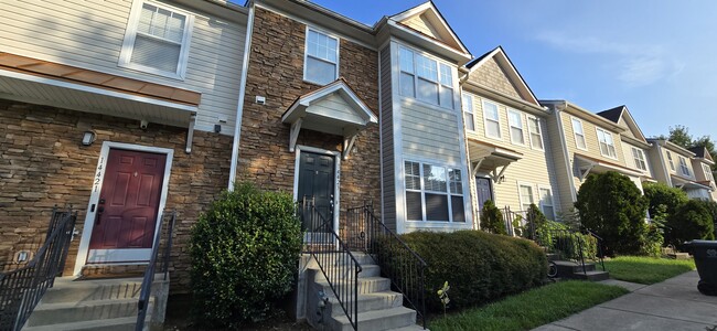 Photo - 14423 Hamletville St Townhome