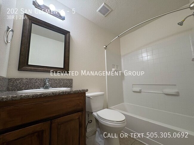 Photo - 202 San Clemente Ave NW Unidad 5