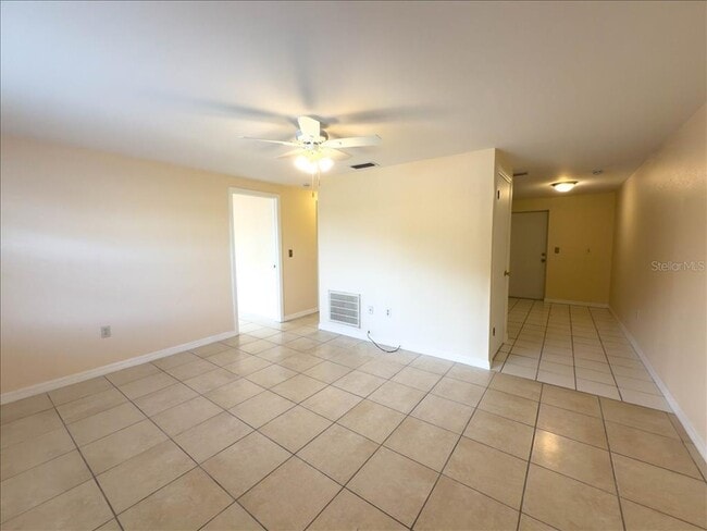 Photo - 11432 Poplin Ave