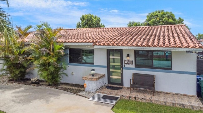 Photo - 10350 SW 4th St