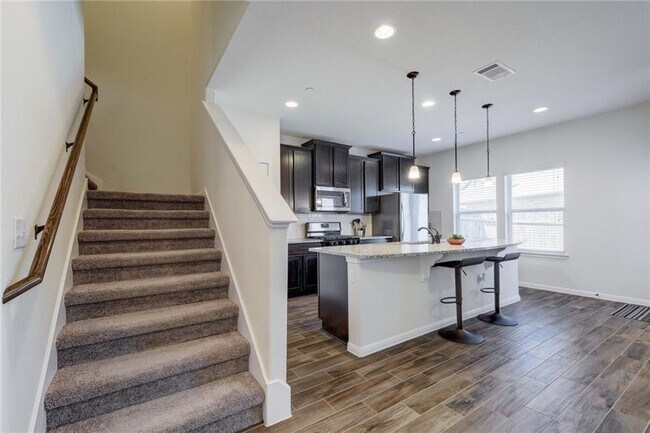 Photo - 2304 S Lakeline Blvd Unit 542