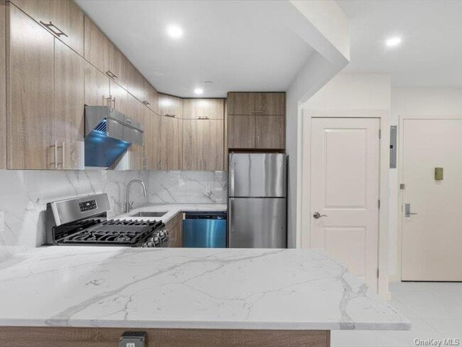 Photo - 124-28 Queens Blvd Unidad 6C