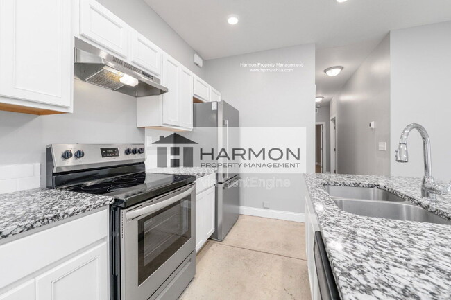 Photo - 5527 S Handley St