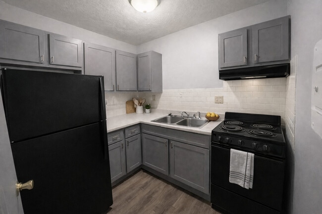 Hillcrest Apartments