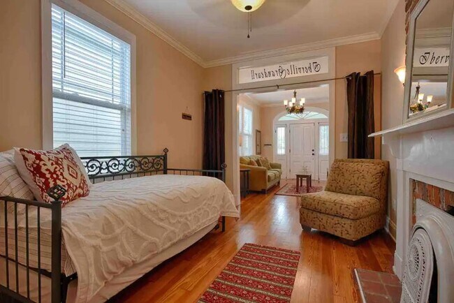 Photo - 1925 Iberville St